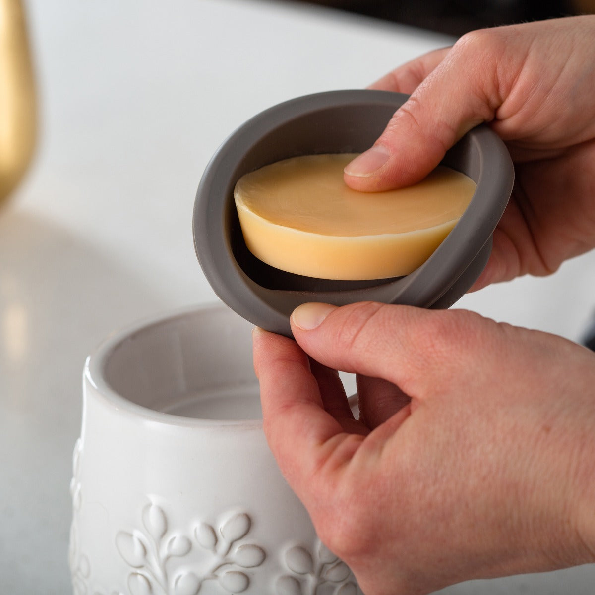 Natural Linen Flip Dish Plug-In Wax Warmer
